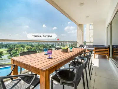 Un balcón o terraza de Departamento en Paraiso Country Club - Amenidades de lujo