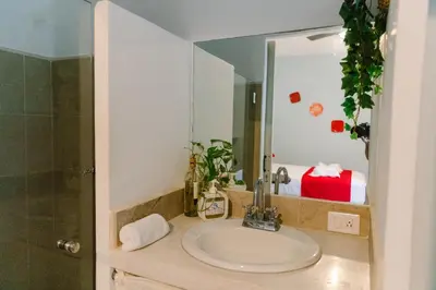 Un baño de blue BOCANA