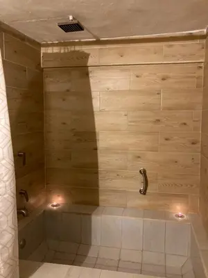 Un baño de LU'UM Master Suites