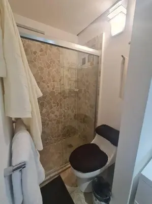 Un baño de Penthouse Armando's Le Club