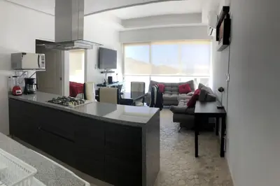Una cocina o zona de cocina en Hermoso Pent House en Armando's Le Club Se Renta