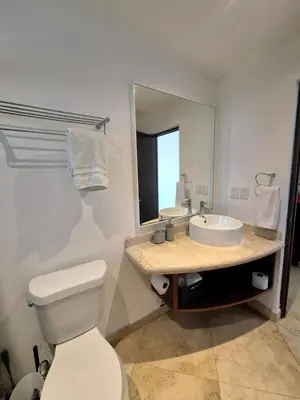 Un baño de Departamento con Club Playa Acapulco Diamante 4Rec