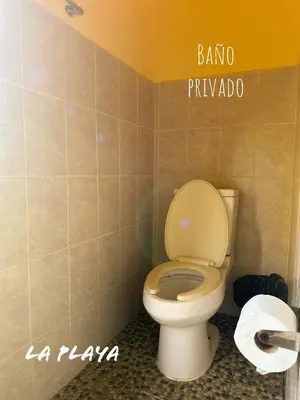 Un baño de Hotel La Playa