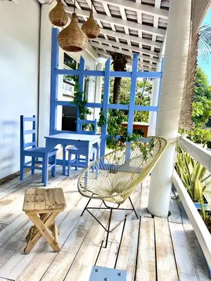 Un balcón o terraza de Surf and Stay Casita -beach-waves -nature