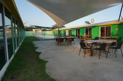 Un restaurante o sitio para comer en Velaria