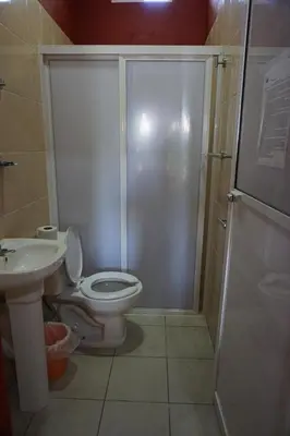 Un baño de Velaria