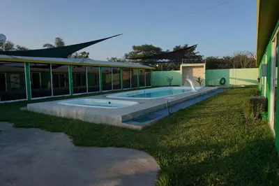 Piscina en o cerca de Velaria