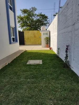 Jardín al aire libre en Casa las Galias.