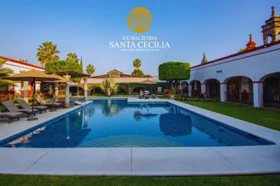Piscina en o cerca de Ex Hacienda Santa Cecilia