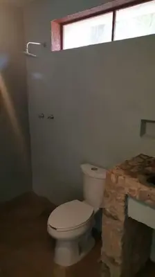 Un baño de Casa Rustica en la Reserva Tehuacán-Cuicatlán