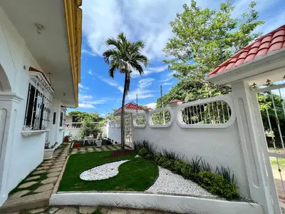 Jardín al aire libre en Casa Solar Boutique Eco-Hotel Doble queen size