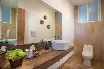 Un baño de LUXO Casa en Acapulco Zona Brisas Guitarrón con vistas espectaculares y 2 albercas