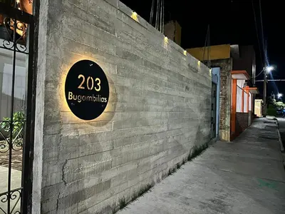 Certificado, premio, señal o documento que está expuesto en Bugambilias 203 Oaxaca