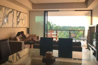 Zona de estar de Acapulco amplio Depto 3bd en Residencial La Isla Torre Hawaii
