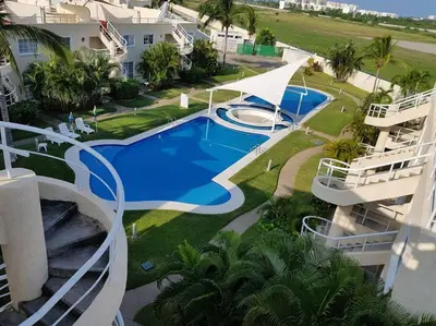 Piscina en o cerca de Acapulco diamante departamento con playa ecológico