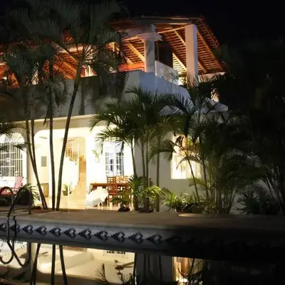 Lush Garden House near beaches with private pool.