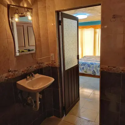 Un baño de Hospedaje1Casa sn Francisco 2personas