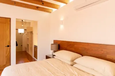 Cama o camas de una habitación en Gorgeous Beach House with incredible oceanview