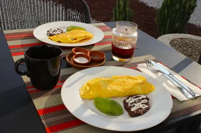 Comida en o cerca de este hotel