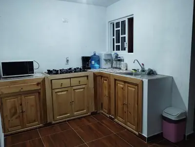 Una cocina o zona de cocina en Hospedaje familiar
