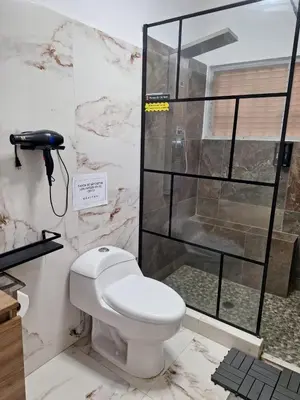 Un baño de Casa Breizh - Adult Only